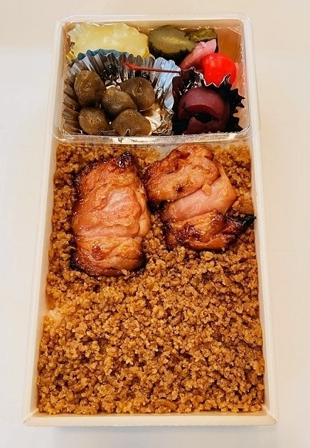 05.TsukumoBentou2.jpg